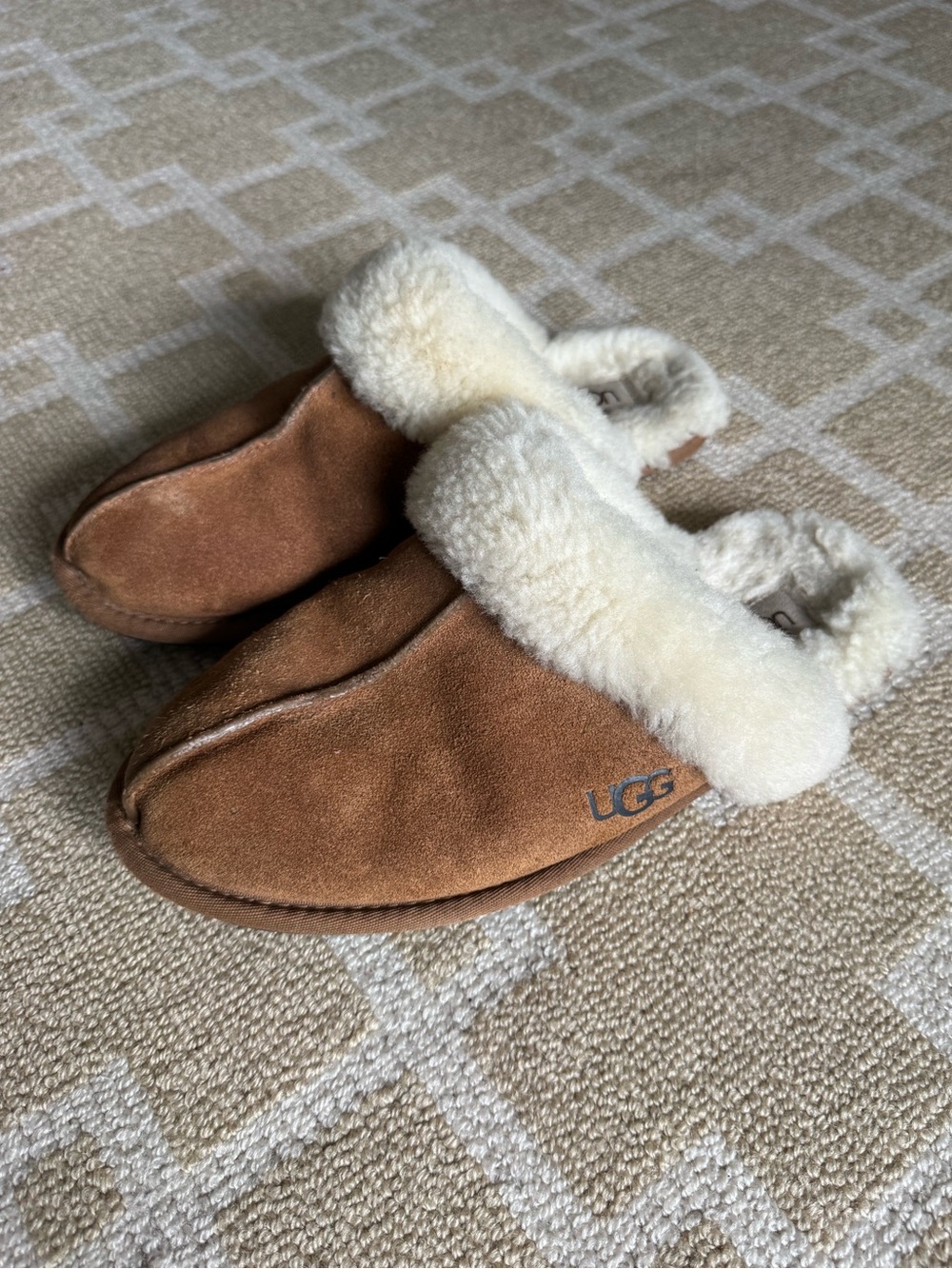 UGG Scuffette II Sheepskin Suede Slippers Chestnut Women’s US 9 - Picture 7 of 12